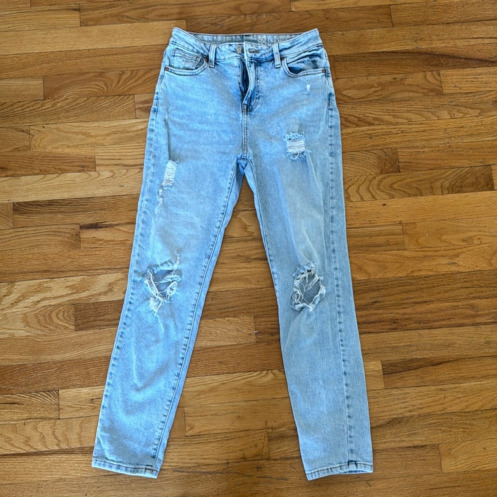 No Boundaries distressed Jeans